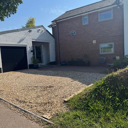 Hunters Lodge Exeter, Free Parking, Country Views, Great Wi-Fi, Large Garden Poltimore Luaran gambar